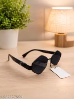 Women black glass and black frame sunglasses